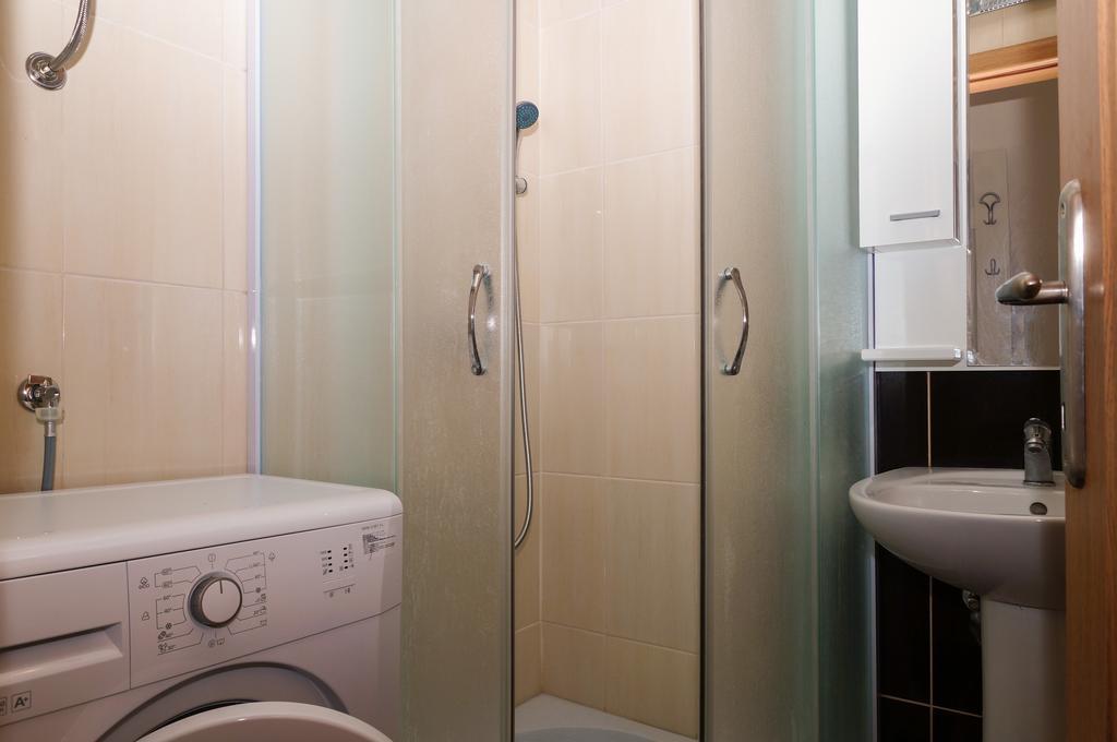 Apartment Begonia Of Kumbor تْشيرسيك نوفي المظهر الخارجي الصورة